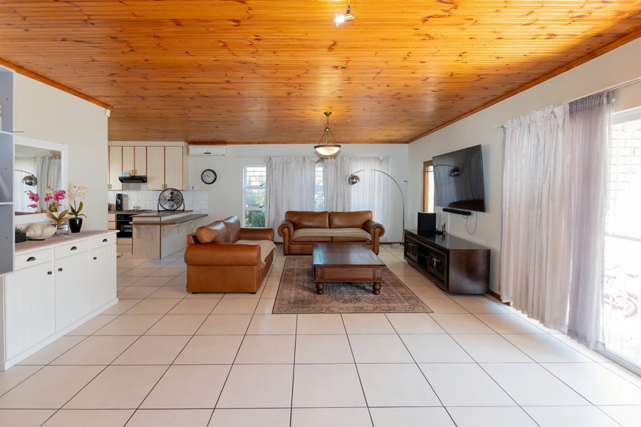 3 Bedroom Property for Sale in Laaiplek Western Cape